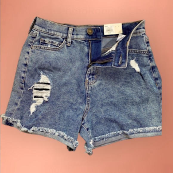SOLD Hi-Rise Jean Shorts, Distressed, Boyfriend Midi, Acid Washed, NWT , 7/27 - Picture 2 of 9